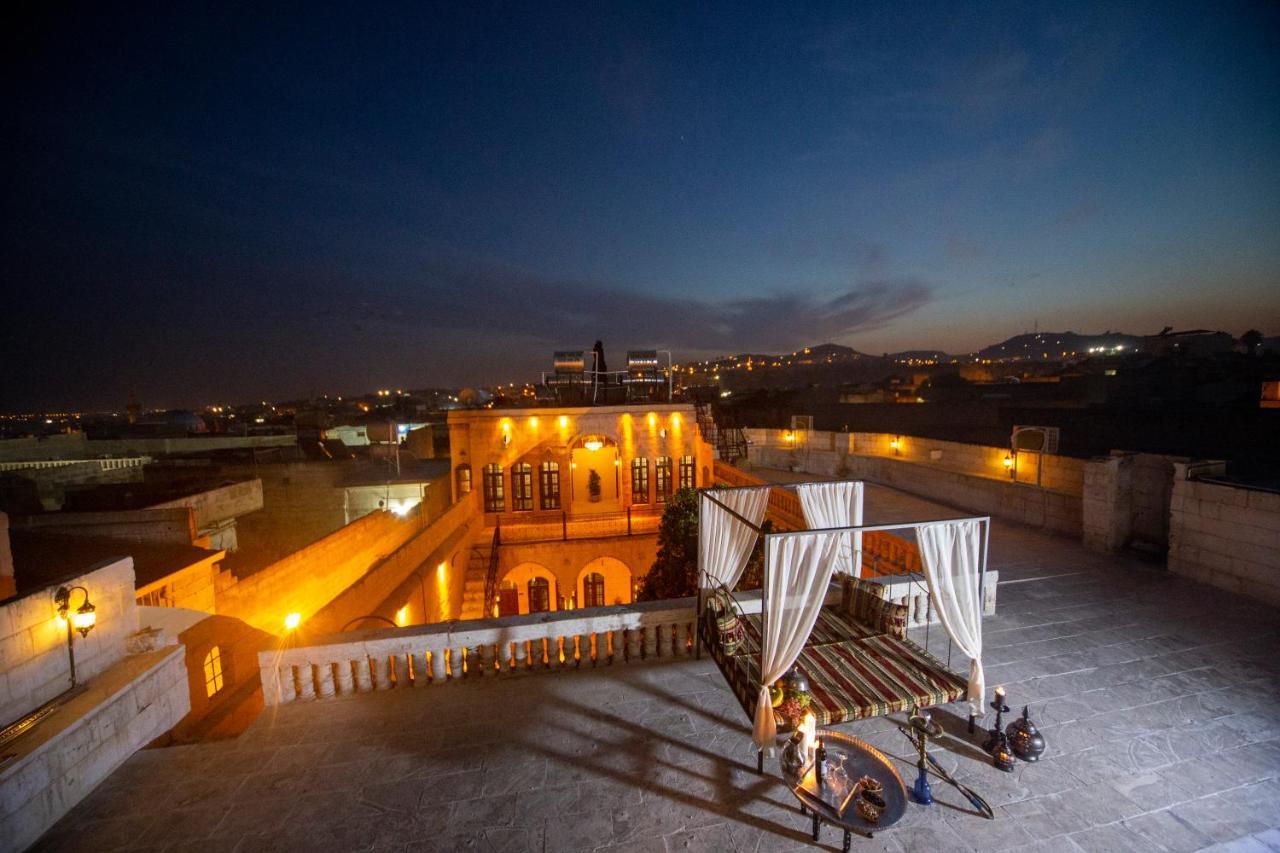 Hayatli Konak ชานลูร์ฟา ภายนอก รูปภาพ